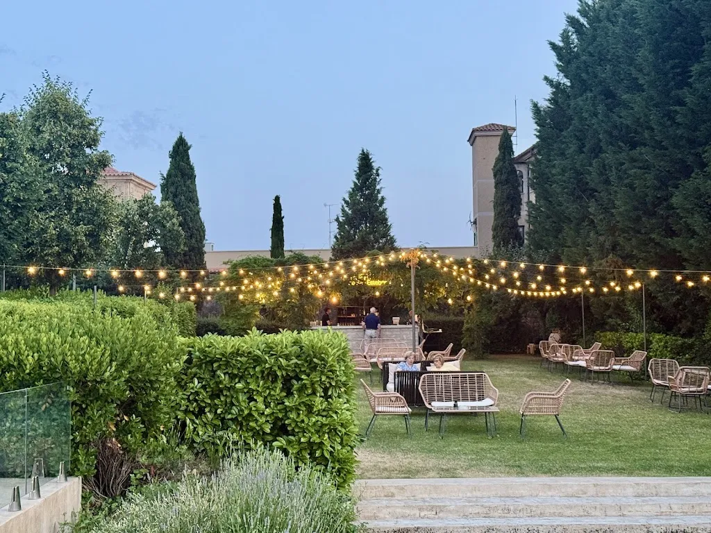 La Huerta de San Esteban_Fuente de San Esteban La_slider_image_3