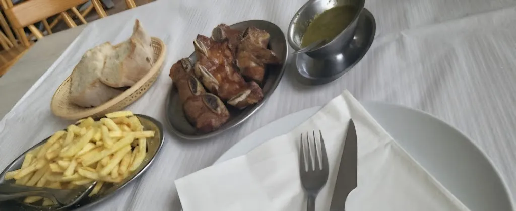 Jorge Castro_El Rincón de Oro - Parrillada Café Bar_Carral_review