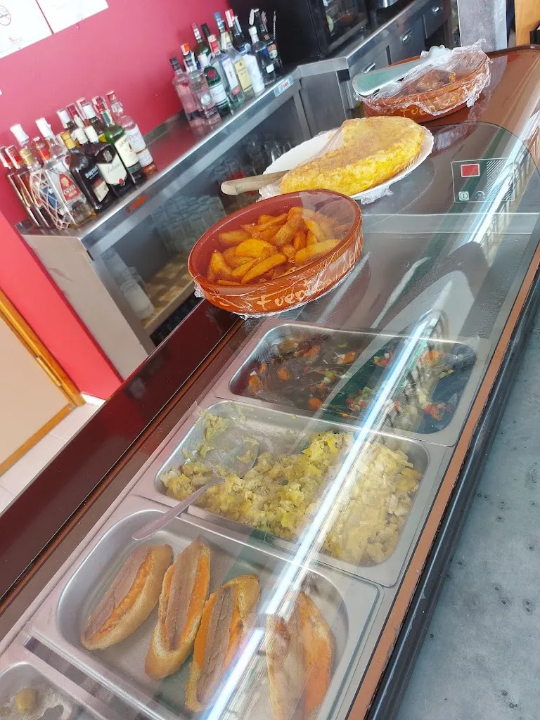 Alejandro M_Bar Piscina Fuentes de Oñoro_Fuentes de Oñoro_review