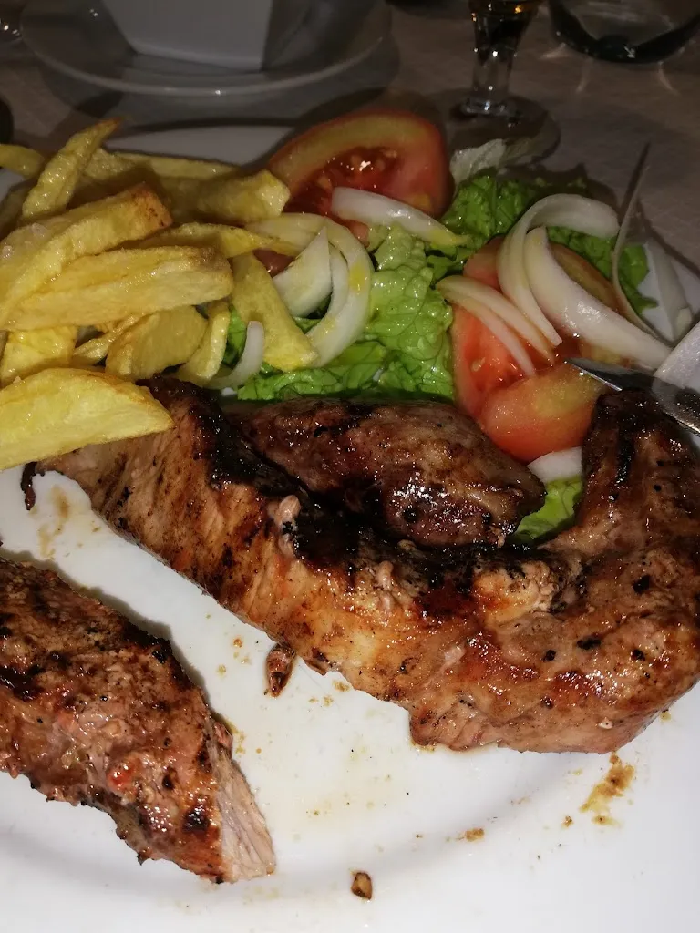 Antonio_Restaurante Galerías Gildo_Fuentes de Oñoro_review