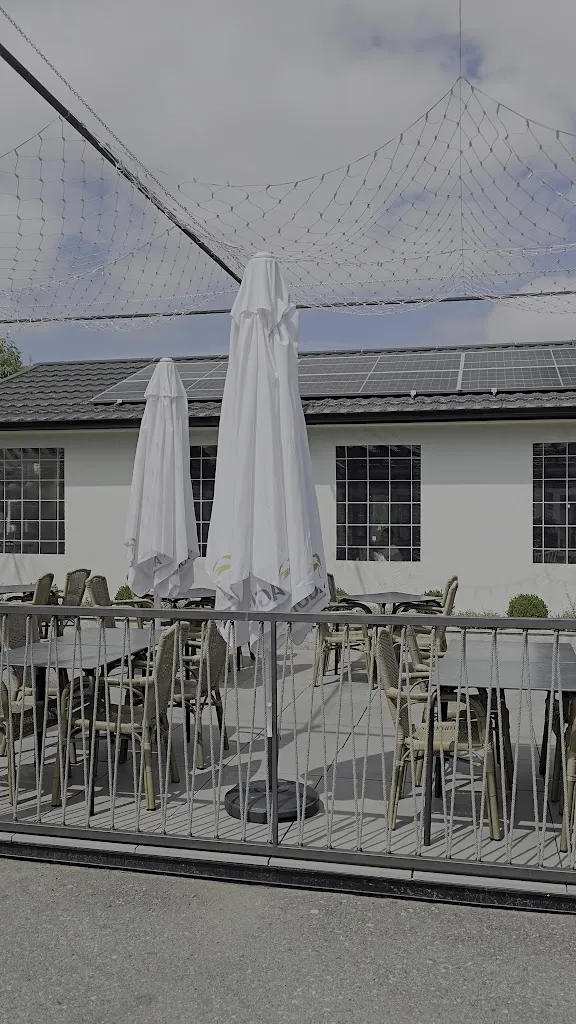 BCL ADRIAN_Donquijote restaurant & terraza_Garcihernández_review