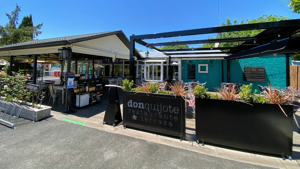 Donquijote restaurant & terraza_Garcihernández_slider_image_1