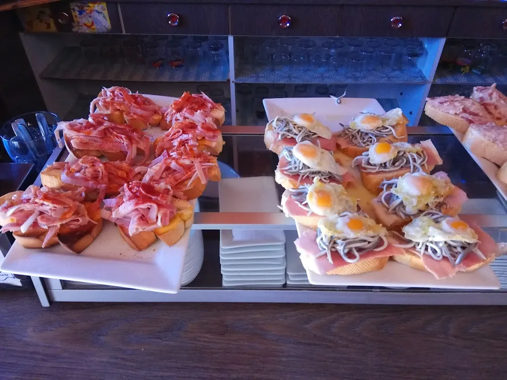 Menu_Bar Restaurante Zurich_Garcirrey_image_1