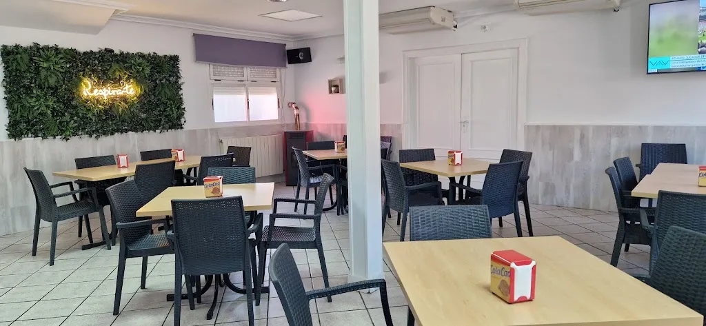 Bar Respira-te restaurant in Gomecello