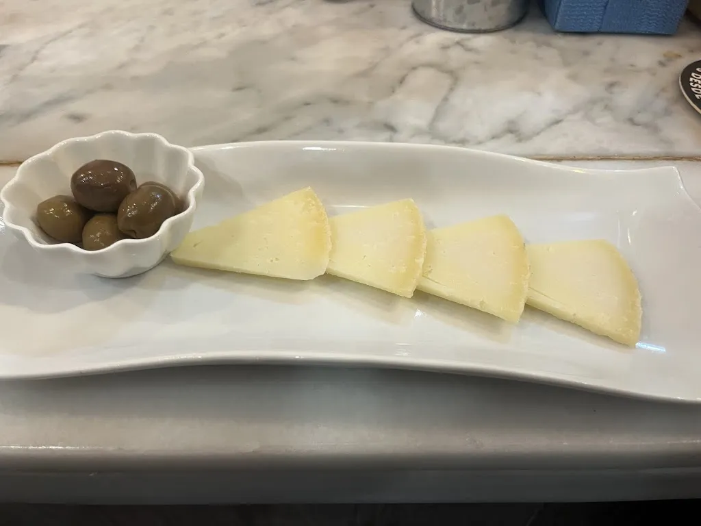 Francisco Romero de Ávila_El Rincón De Juani_Guadramiro_review