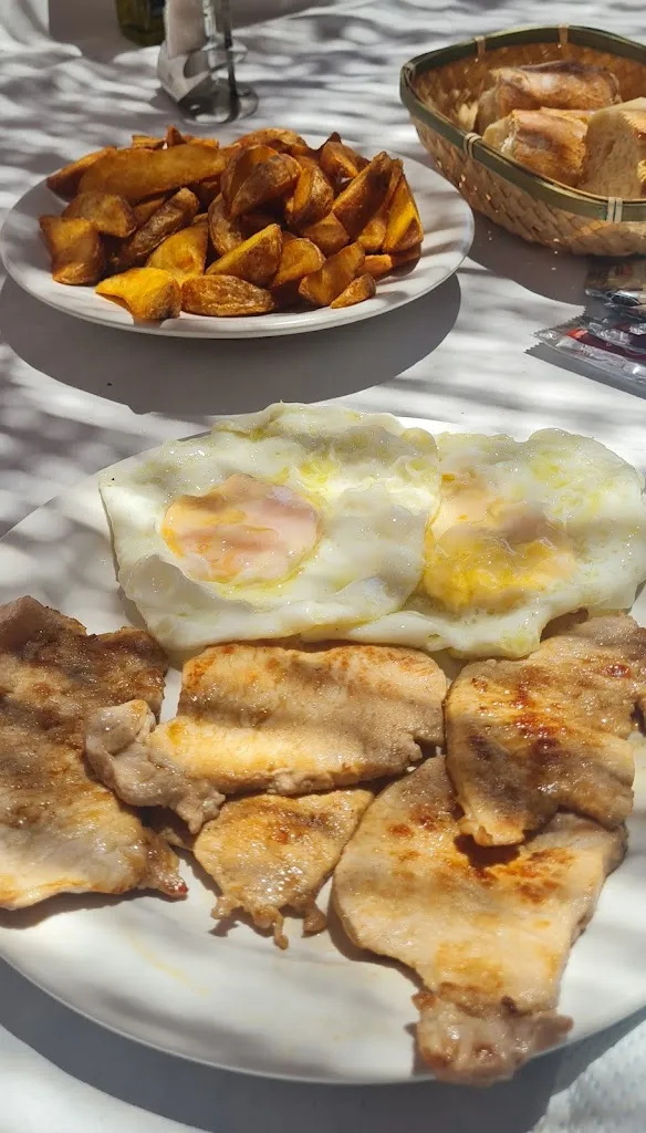 Bar de las Piscinas de Hinojosa_Hinojosa de Duero_slider_image_1