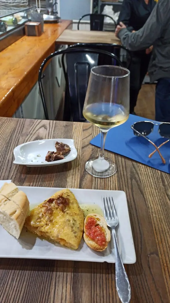 jose antonio noriega_El Rincón de Lagunilla_Lagunilla_review