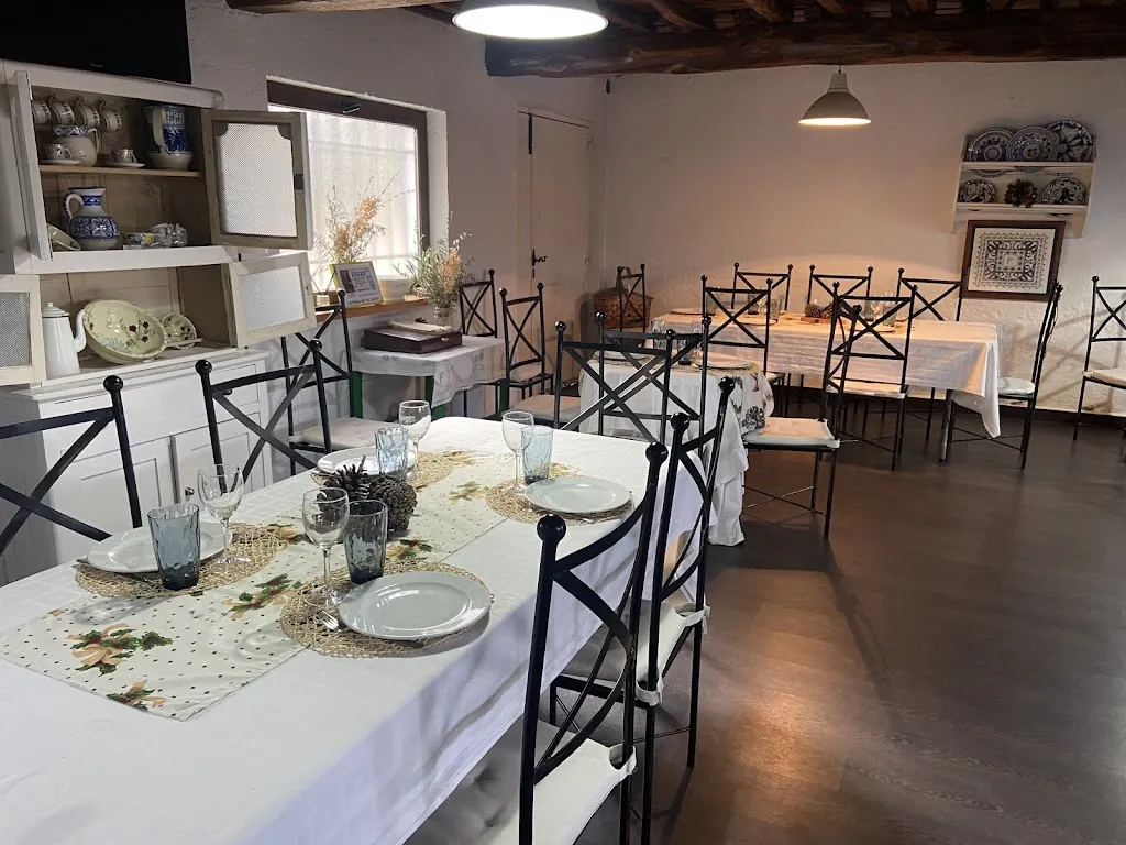 Restaurante España_Linares de Riofrío_slider_image_1