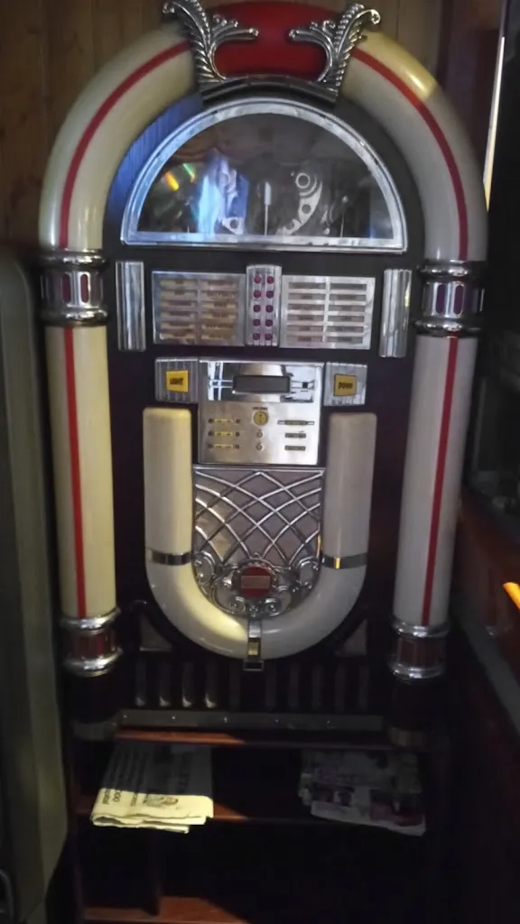 Mercedes Sánchez Jorge (Dama de la Madrugada)_Florida Bar_Linares de Riofrío_review