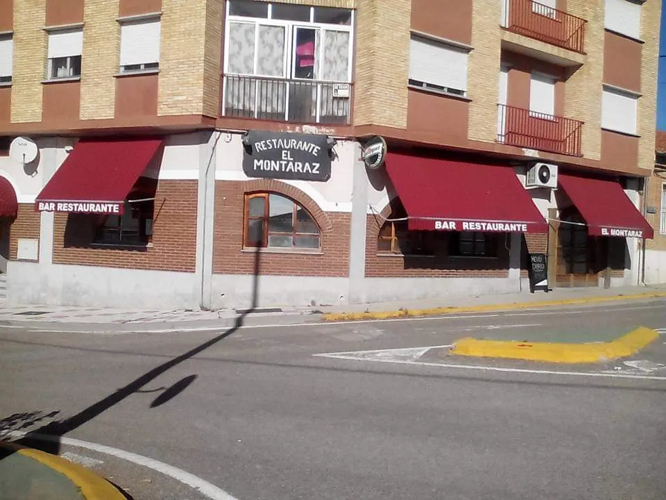 El Montaraz restaurant in Macotera