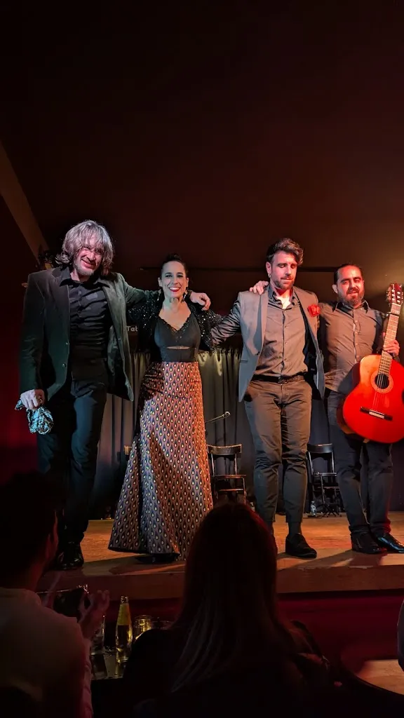 Cat Reid_Café Ziryab_Manzano El_review