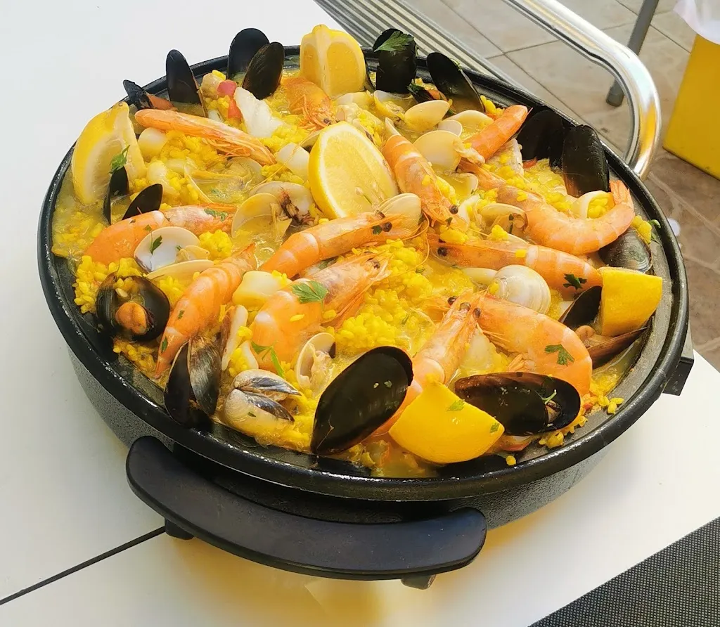 Catherine Mcdaid_Chez Danne Bar Restaurante_Torrevieja_review