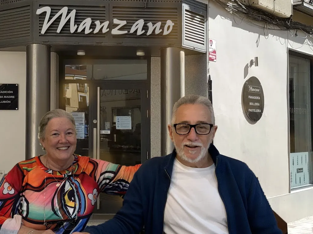 Gypsy Rubber Tramps_Manzano - Panadería Cafetería Pastelería_Manzano El_review