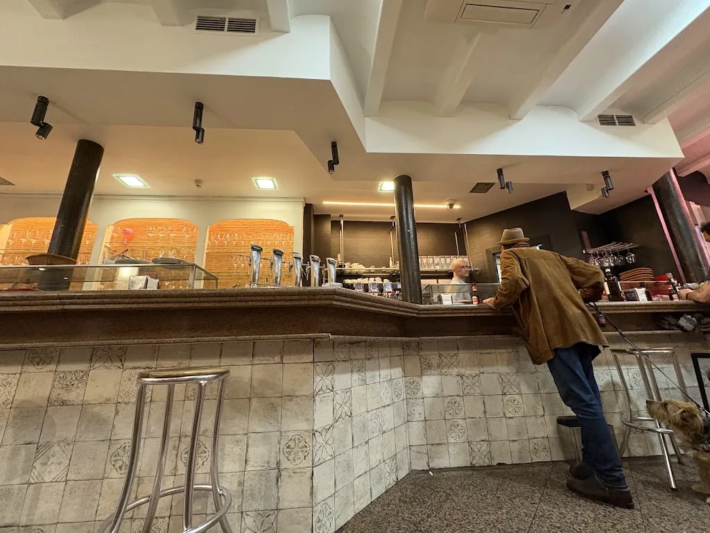 Maciej CHMIELEWSKI_Bar Restaurante Ponzano_Manzano El_review