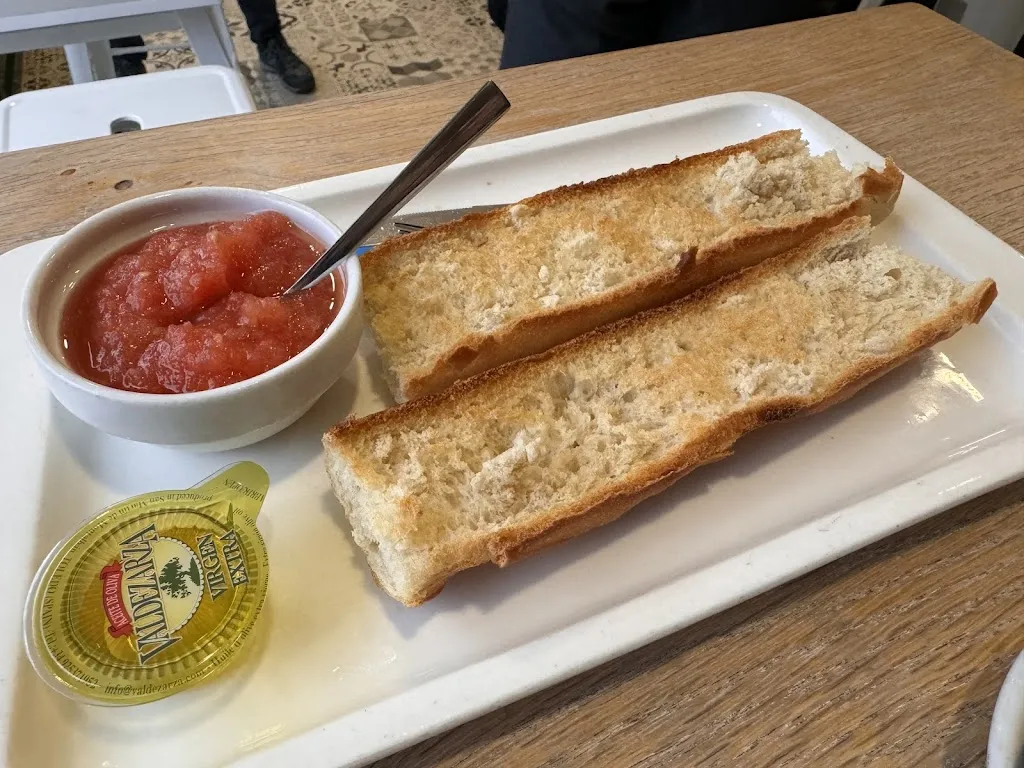 Menu_Pastelería Manolo by Hermanas Manzano_Manzano El_image_7