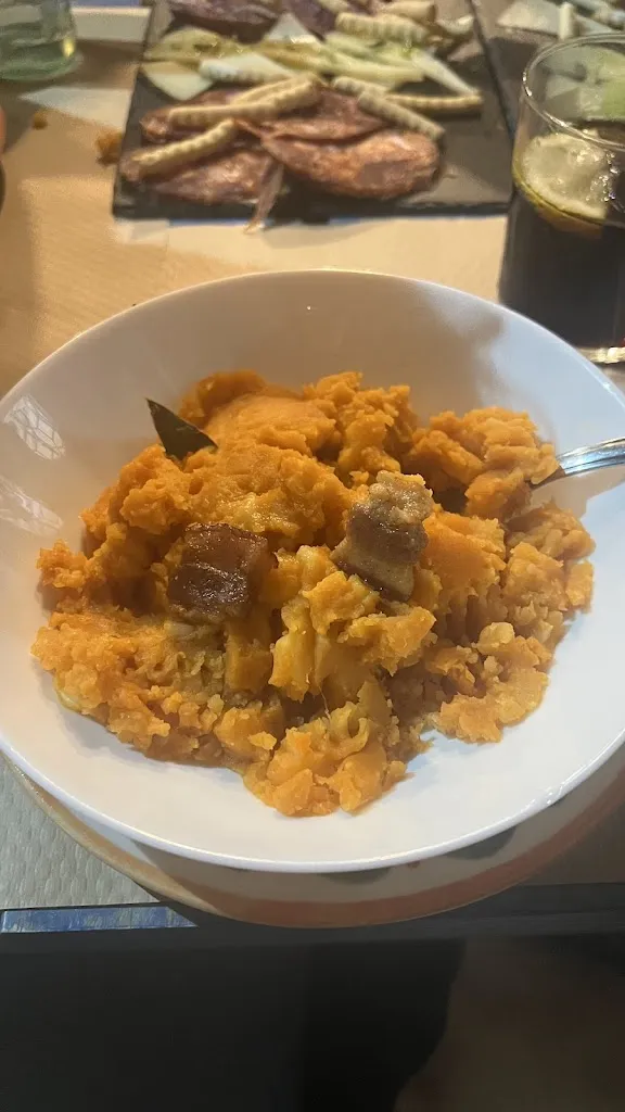 Aitana Martín_taberna Albada_Miranda del Castañar_review