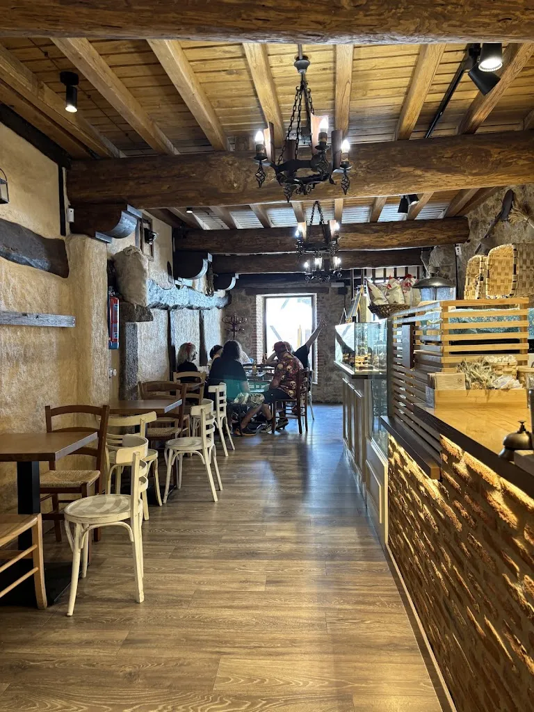 jose lourenco_TAN BONITA_Mogarraz_review