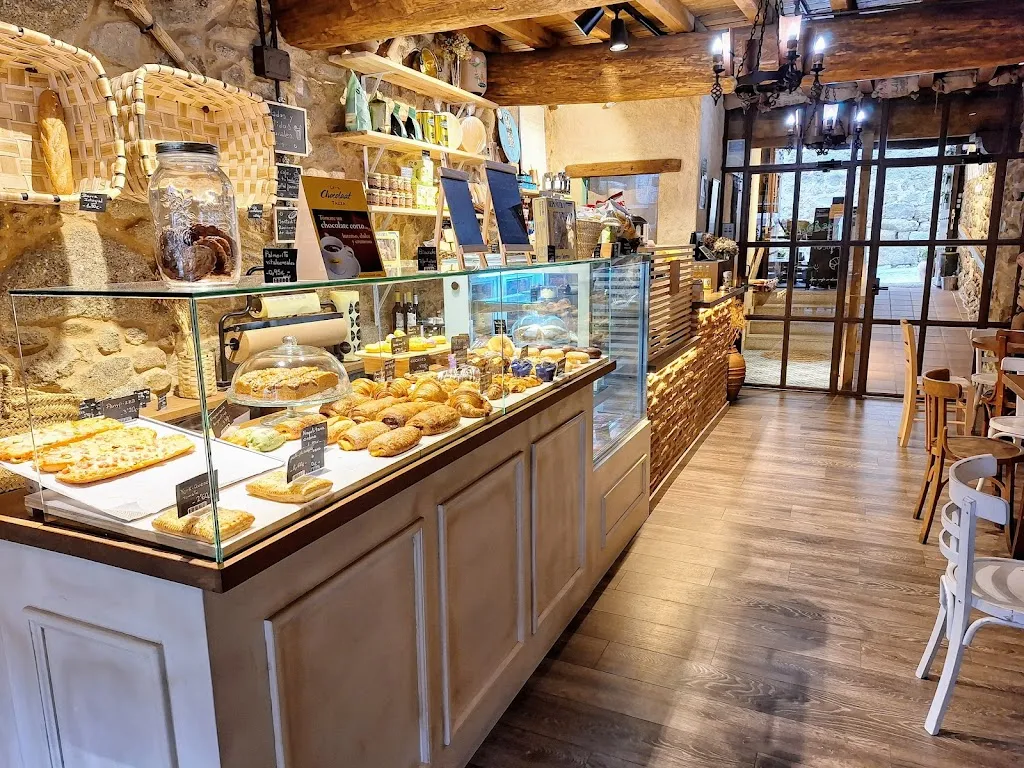 Christopher McMahon_TAN BONITA_Mogarraz_review