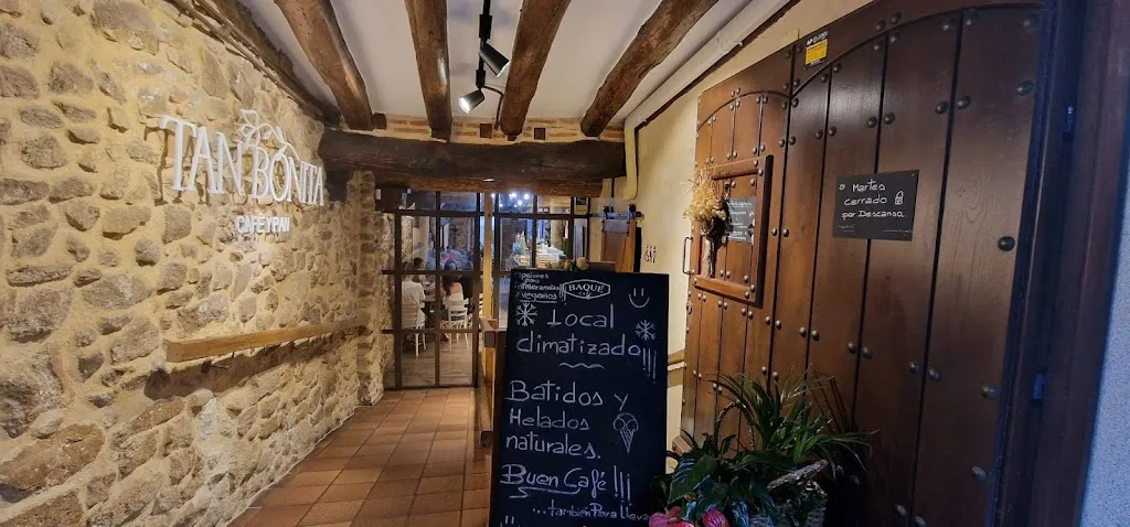 TAN BONITA_Mogarraz_slider_image_3