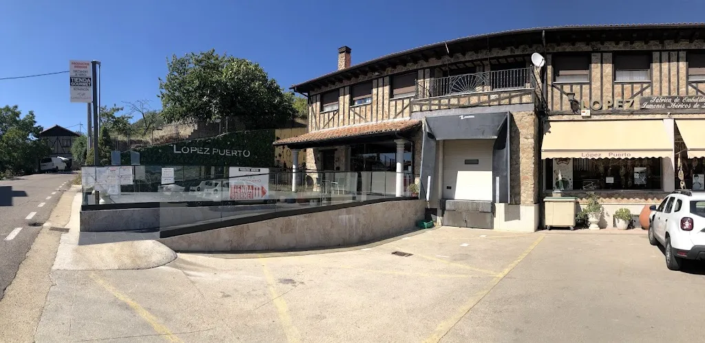 Bar López Puerto Embutidos_Mogarraz_slider_image_1