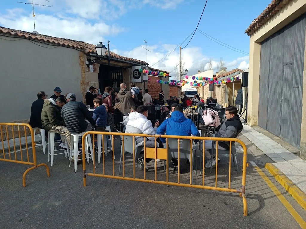 El Enreo restaurant in Monterrubio de Armuña