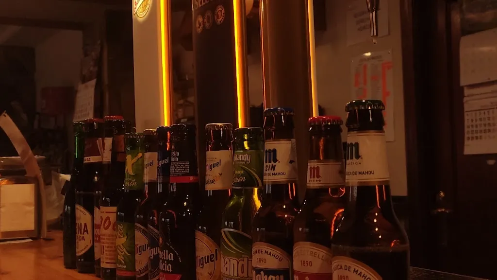 Bar La Mata restaurant in Nava de Francia