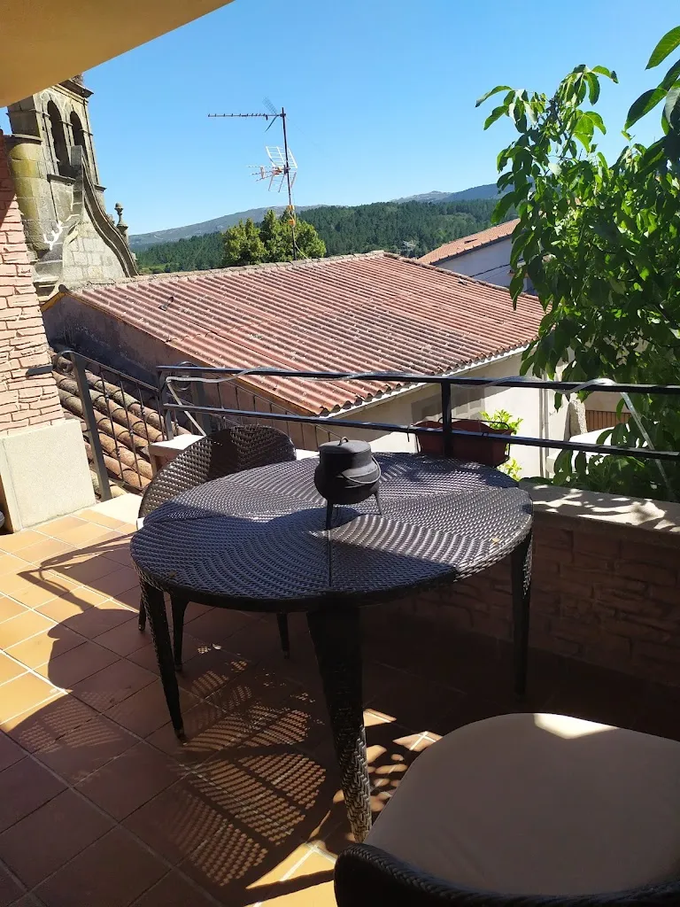 Restaurante Lucanus_Nava de Sotrobal_slider_image_1