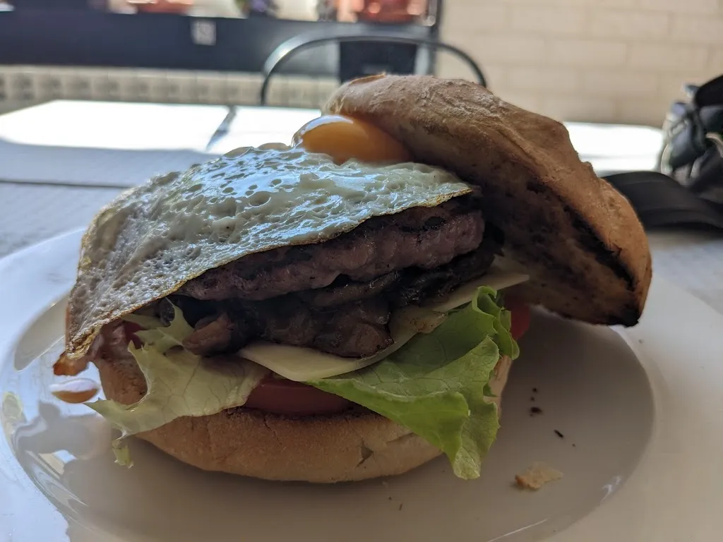 Restaurante Lucanus_Nava de Sotrobal_slider_image_2