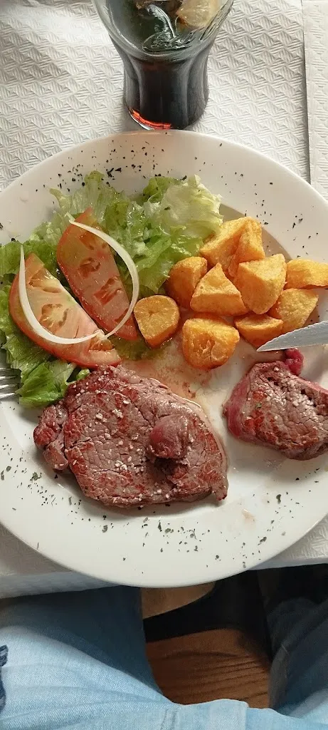 Restaurante Lucanus_Nava de Sotrobal_slider_image_3