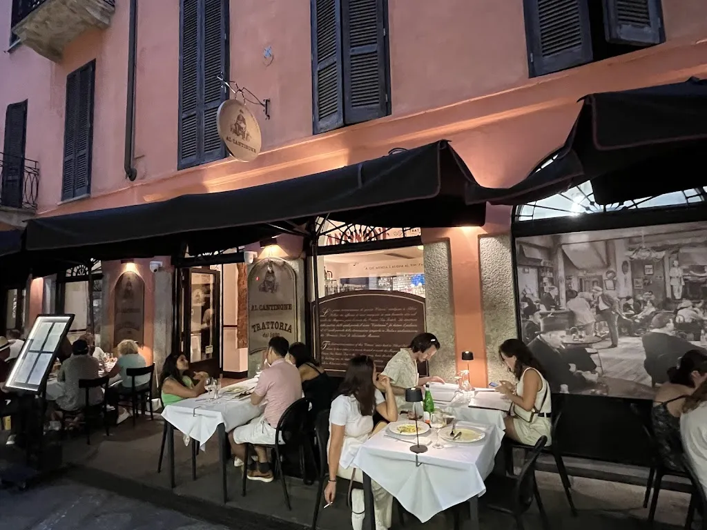 Al Cantinone restaurant in Milano El