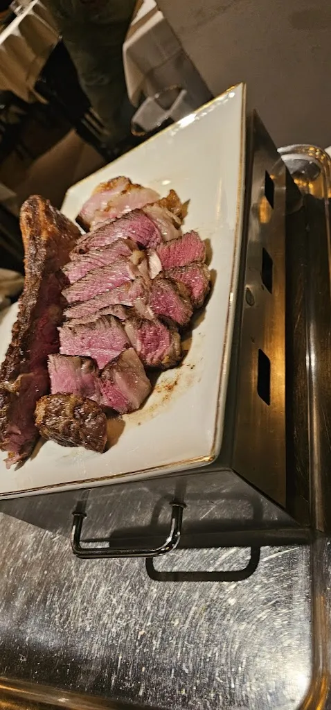 Anas Zeitouni_El Porteño • Arena_Milano El_review