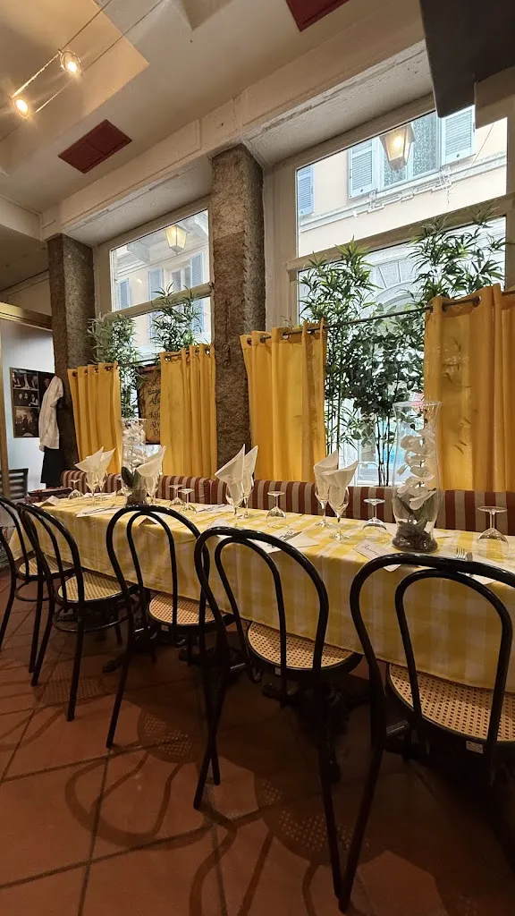 La Corte di San Maurilio Duomo 1982_Milano El_slider_image_3