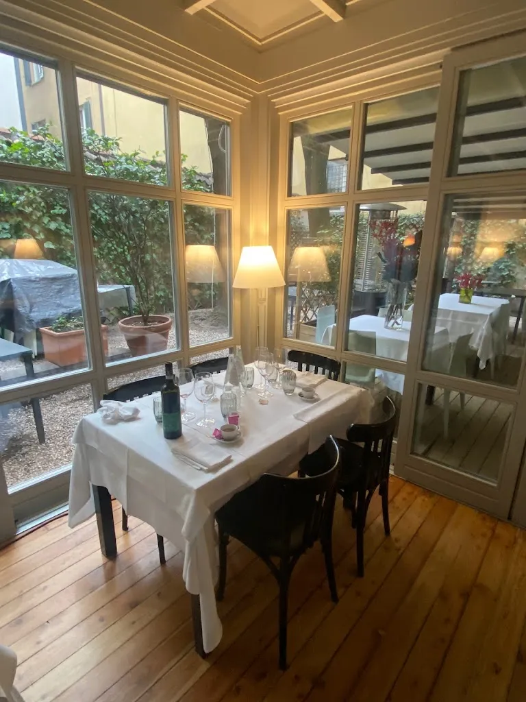 Ristorante la Brisa restaurant in Milano El