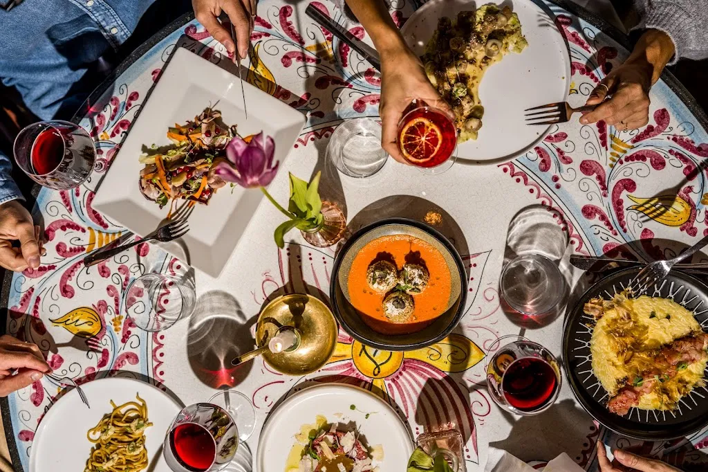 B Restaurant_Milano El_slider_image_3