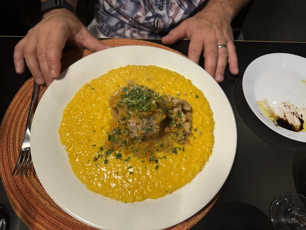 Monique Sergeeff_Trattoria milanese dal 1922 | La Colonna_Milano El_review