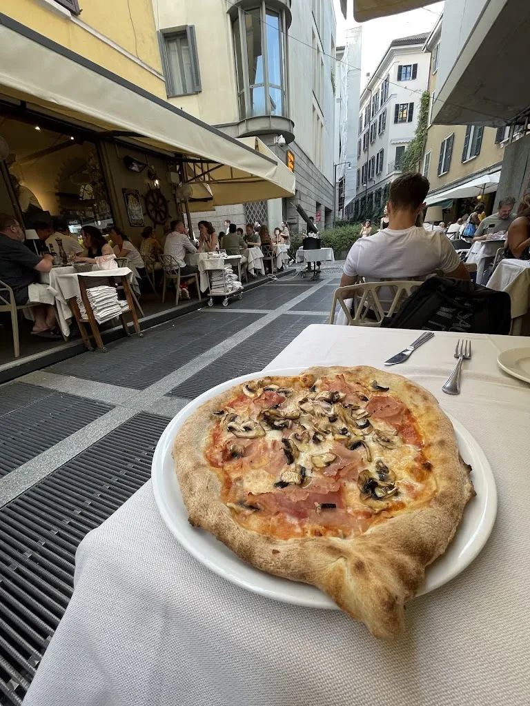 Chloe L_Il Cestino_Milano El_review