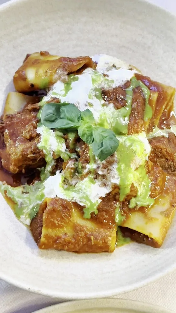 Coraje_Milano El_slider_image_2