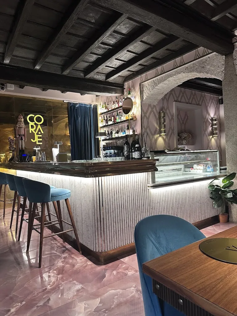 Coraje_Milano El_slider_image_3