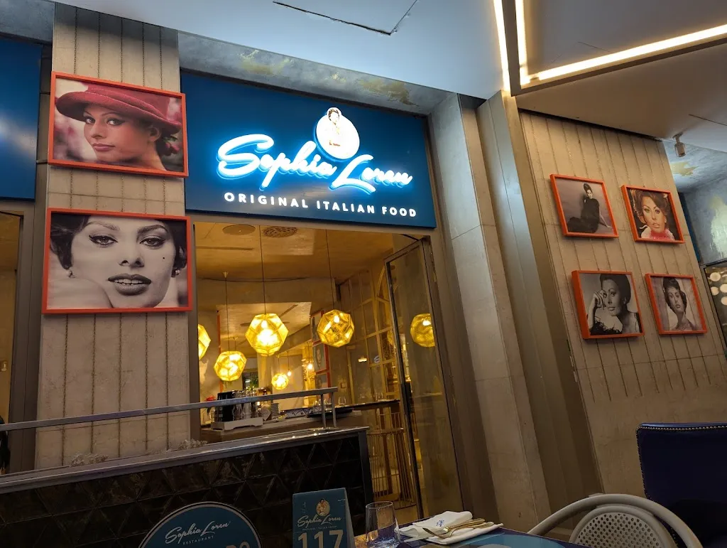 Sophia Loren Restaurant Milano_Milano El_slider_image_3