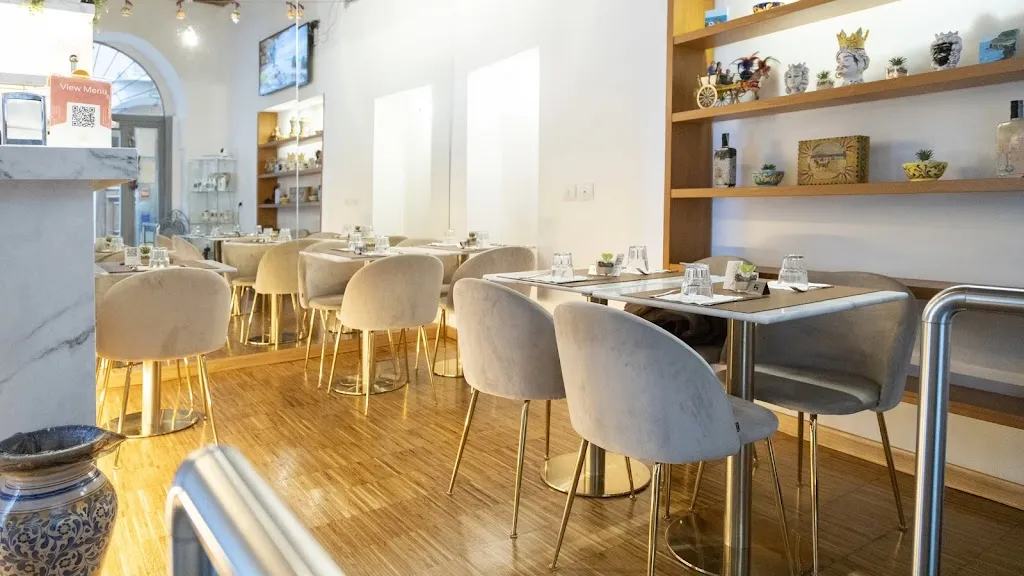 Sicilian Brera Wine & Food Art Milano restaurant in Milano El