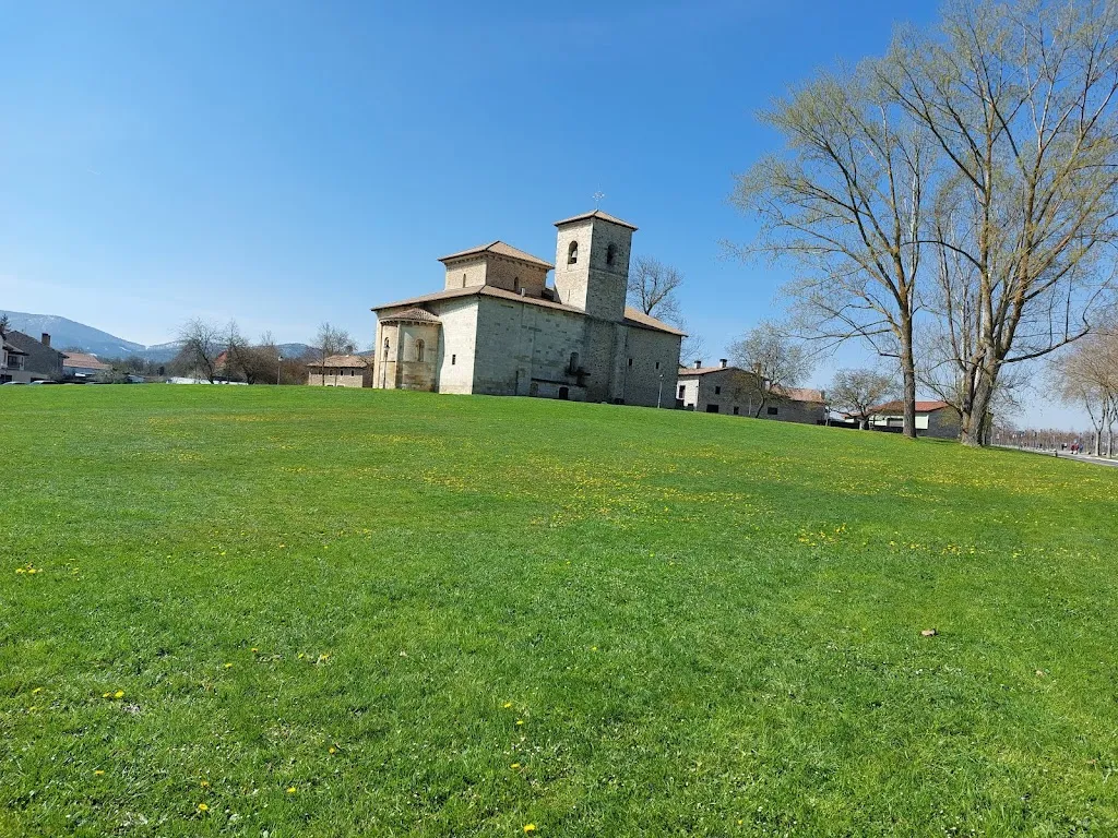 El Pedroso de la Armuña Town Hall restaurant in Pedroso de la Armuña El