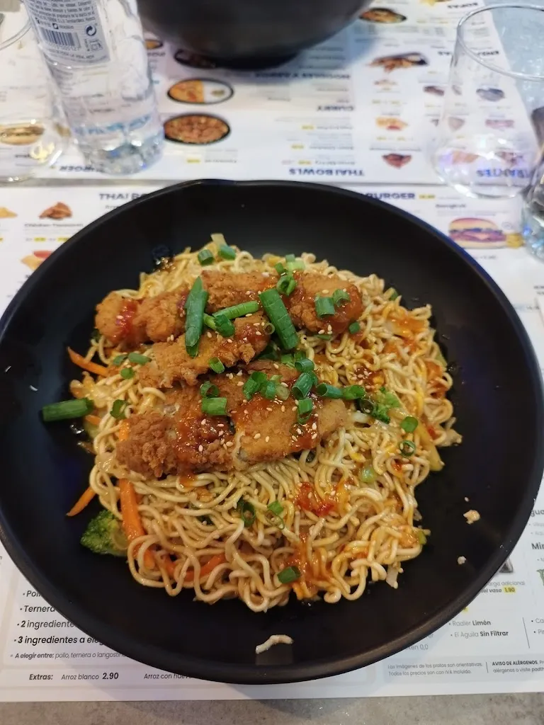 carmen diego_padthaiwok CC El Tormes_Pino de Tormes El_review