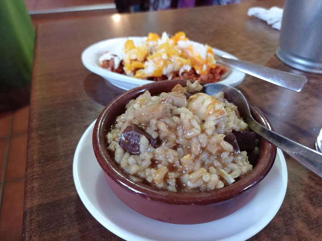 Jessica Velardo Tierno_BAR EL PINO_Pino de Tormes El_review