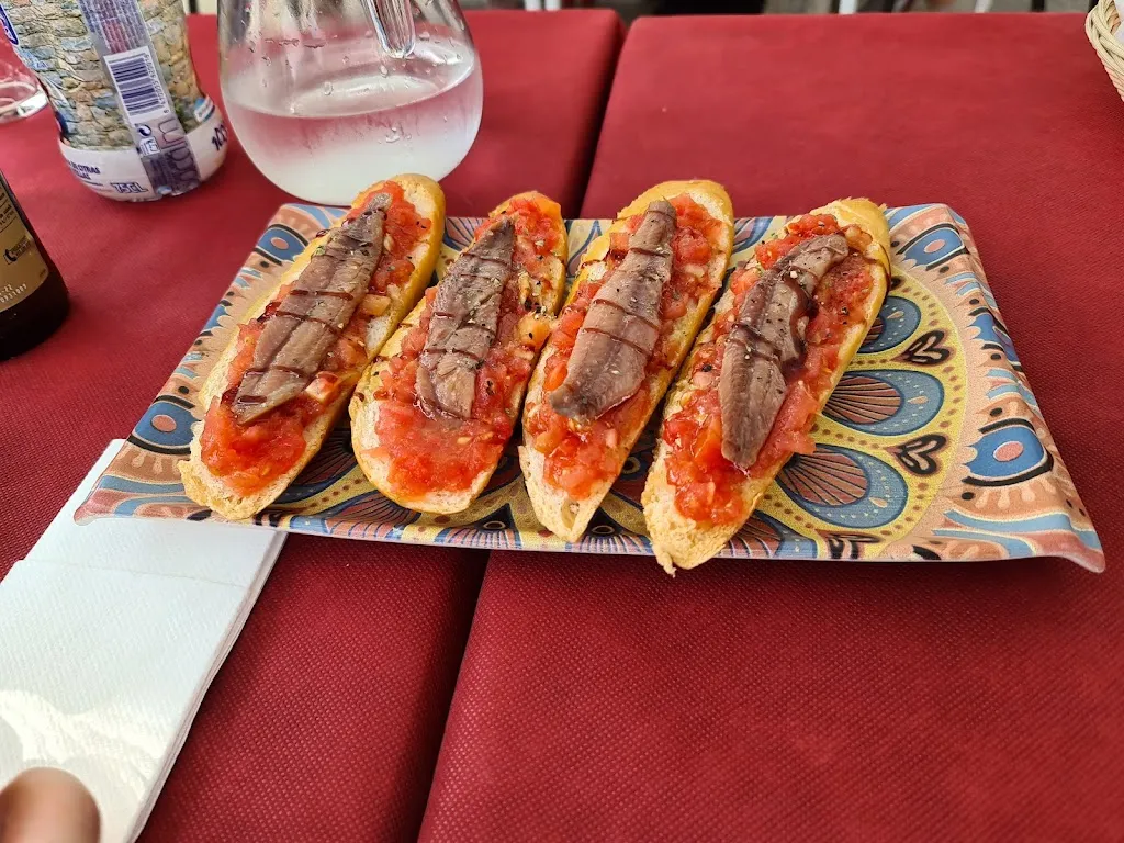 Alvaro Lopez Benito_BAR EL PINO_Pino de Tormes El_review