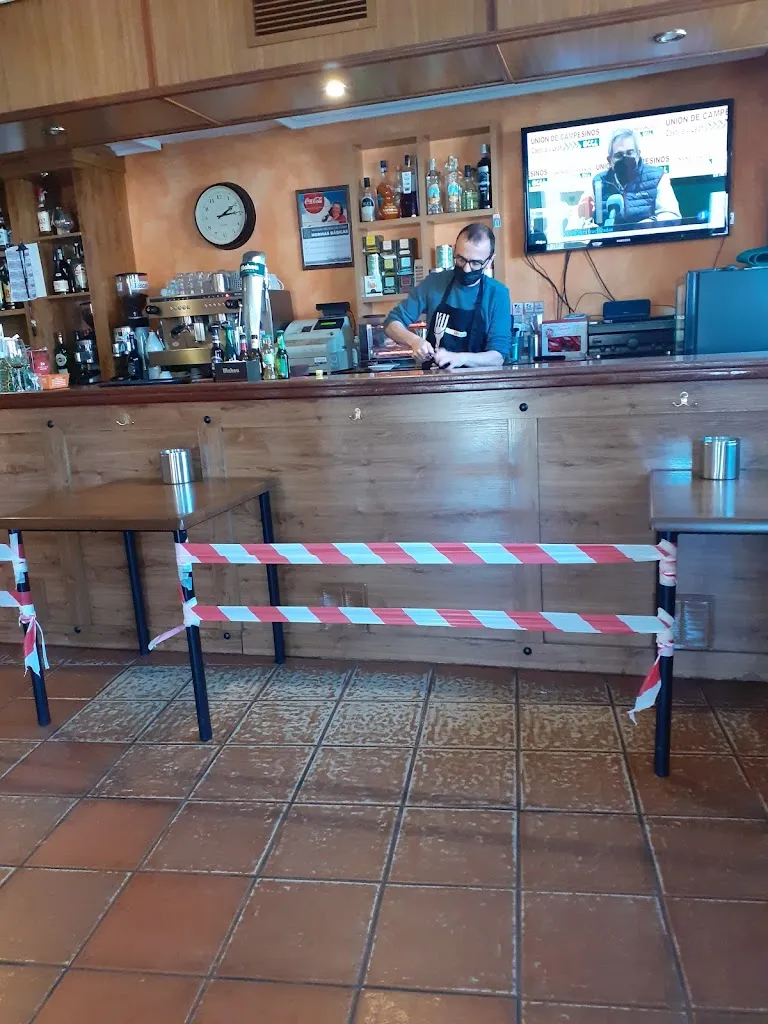 Jose Pablo Serantes_BAR EL PINO_Pino de Tormes El_review