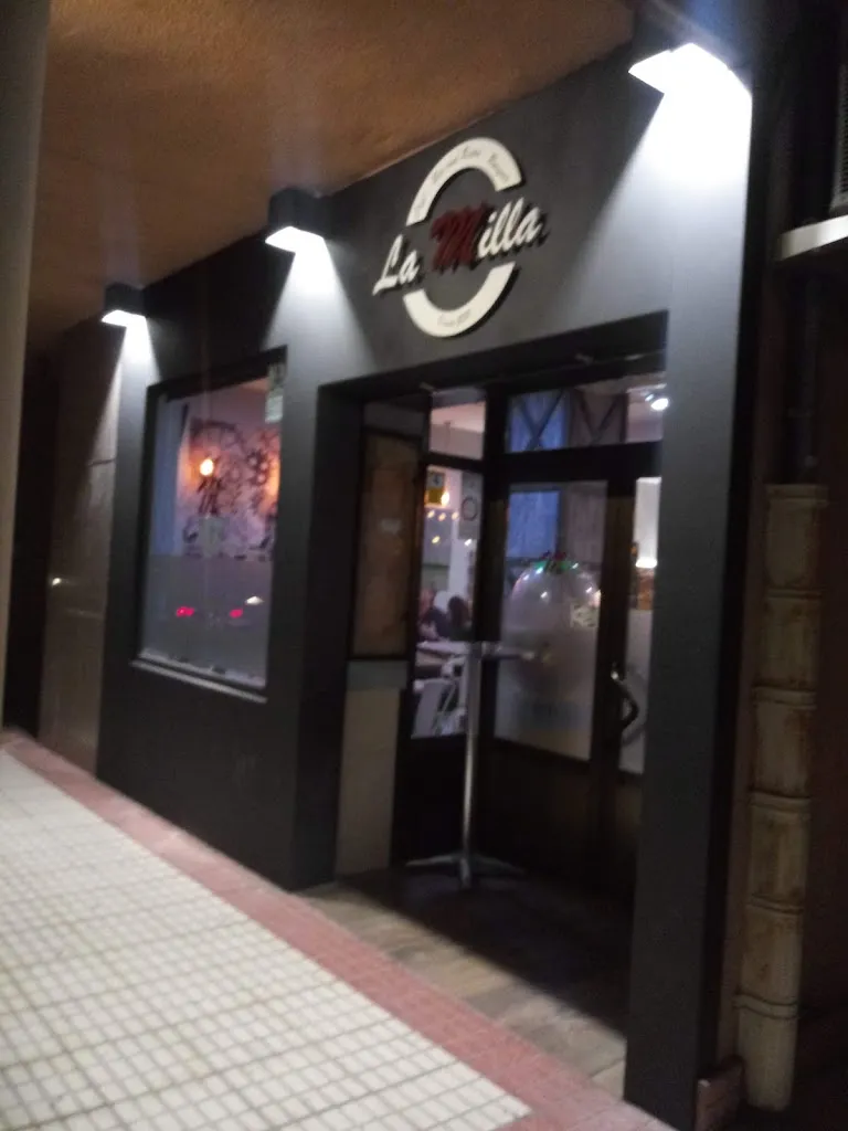Bar La Milla restaurant in Pino de Tormes El