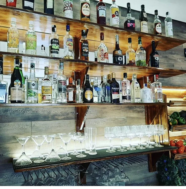 Nativo Finger Food & Cocktails restaurant in Pelayos