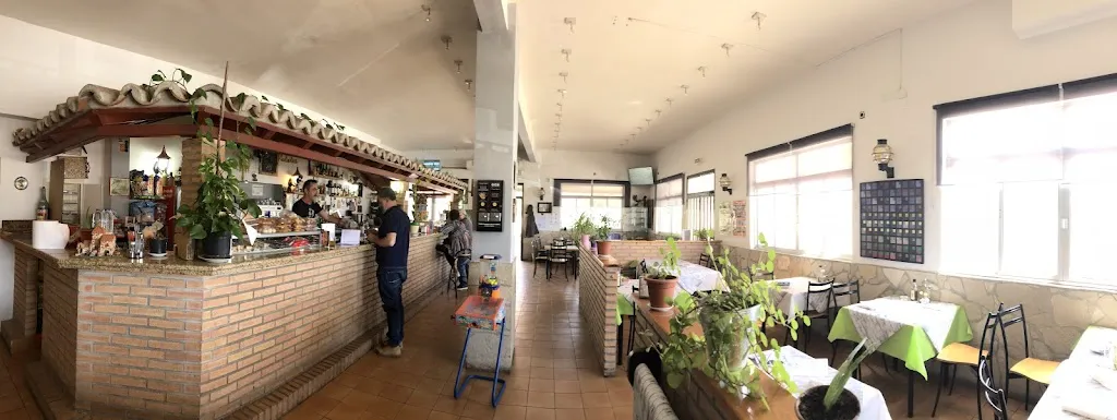 BAR el Paleto. restaurant in Alcolea