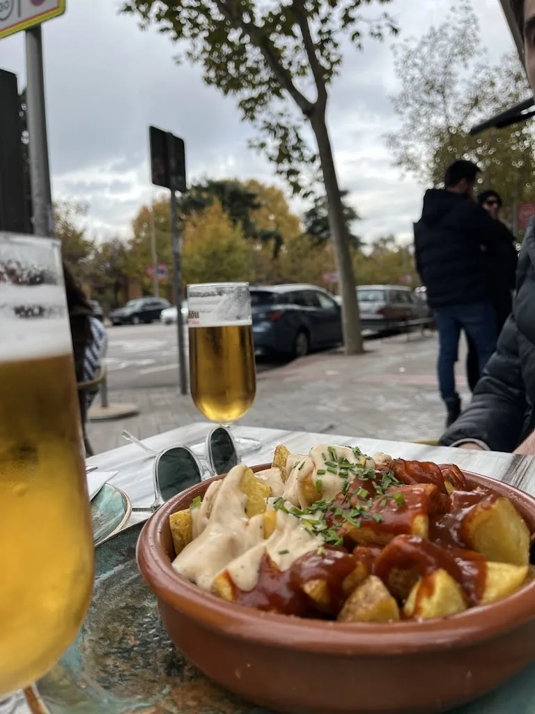 Meryem Sakman_Restaurante Oportuno Retiro_Pelayos_recensione