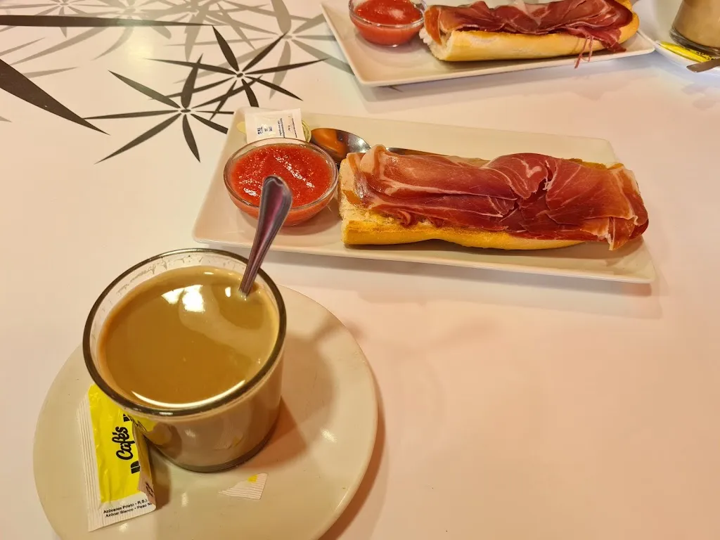 Menu_Churrería El Asturiano_Pelayos_image_7